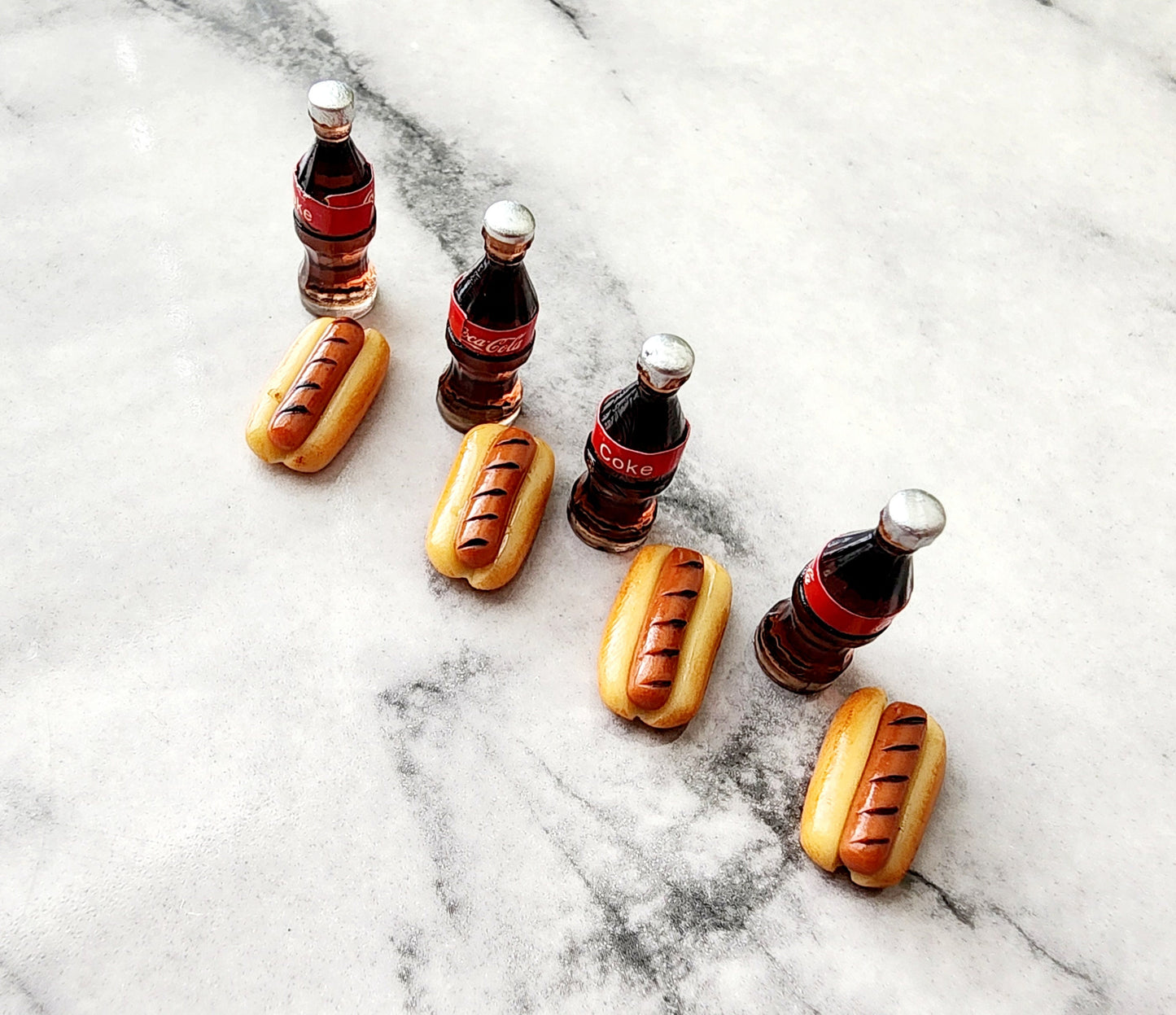 Miniature Dollhouse Food Grilled Hotdogs and Drinks 8pcs