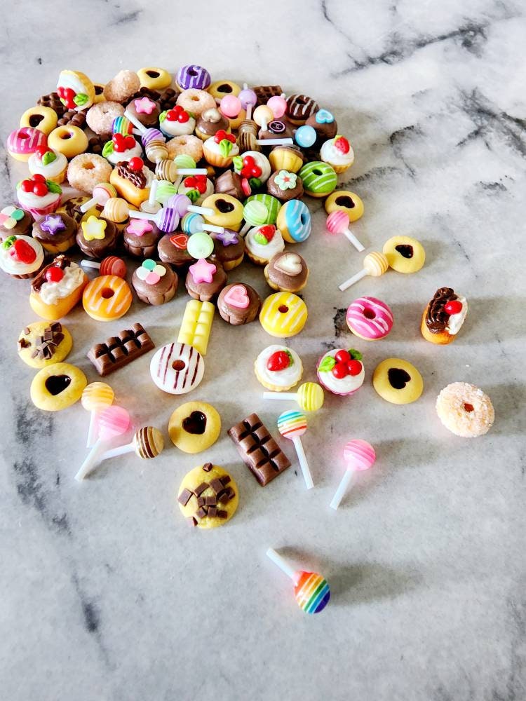 10pcs - Miniature Dollhouse Candy Cupcakes Cookies Pastries Bakery Food